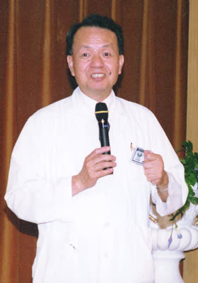 林院長參考照 1